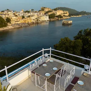 Zodiac Hostel