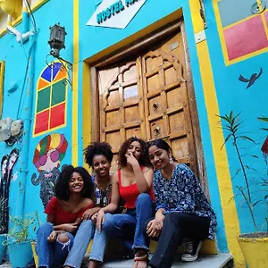 Mama Hostel