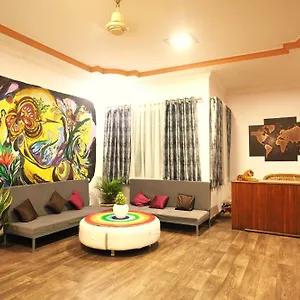 Nomadic Hostel